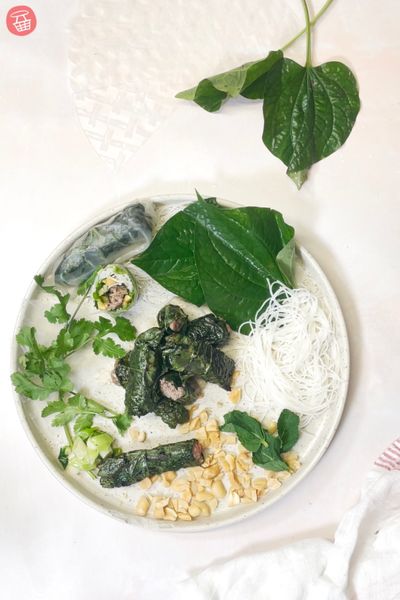Brochettes de bœuf vietnamiennes “Bò lá lốt”